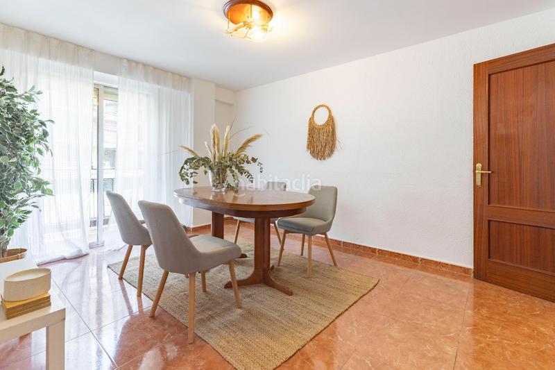 Foto 51ea5260-ccd7-4a9c-ac72-fcef2b861eed. Appartamento in Barrio Benicalap Valencia