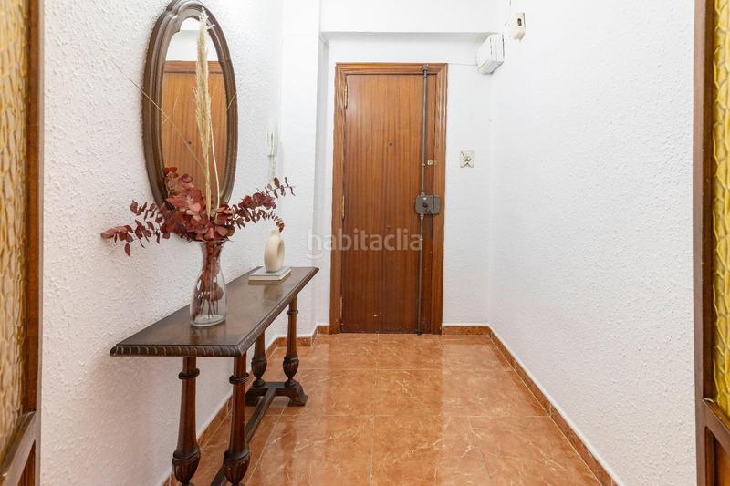Foto 9a6cee54-9252-4146-bb20-90139dda18dc. Appartamento in Barrio Benicalap Valencia