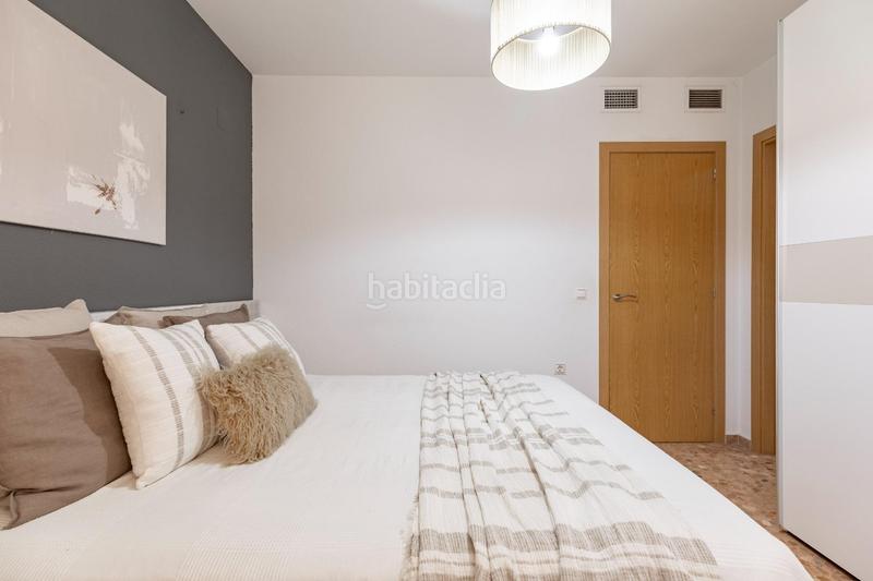 Foto 07312710-b18b-48e0-b10e-b3a2c3038bf3. Pis amb calefacció aparcament a Plaza Xúquer Paiporta