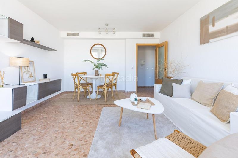 Foto 0c65ae15-e4fb-44ea-8b86-ef9745628f16. Pis amb calefacció aparcament a Plaza Xúquer Paiporta