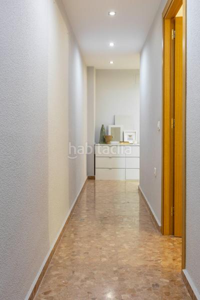 Foto 1725c9dc-35f4-4527-899d-9fd7065512f5. Pis amb calefacció aparcament a Plaza Xúquer Paiporta