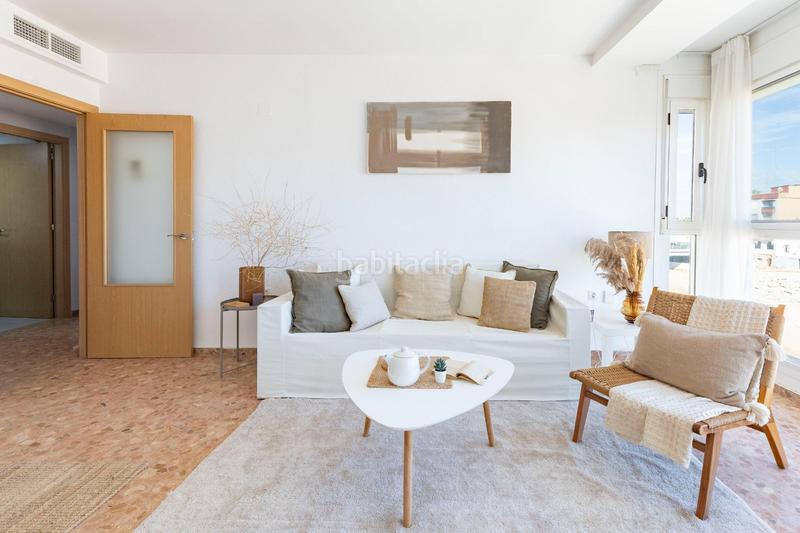 Foto 89f0c0cf-4faf-4161-9946-ddecb5ac48bd. Pis amb calefacció aparcament a Plaza Xúquer Paiporta