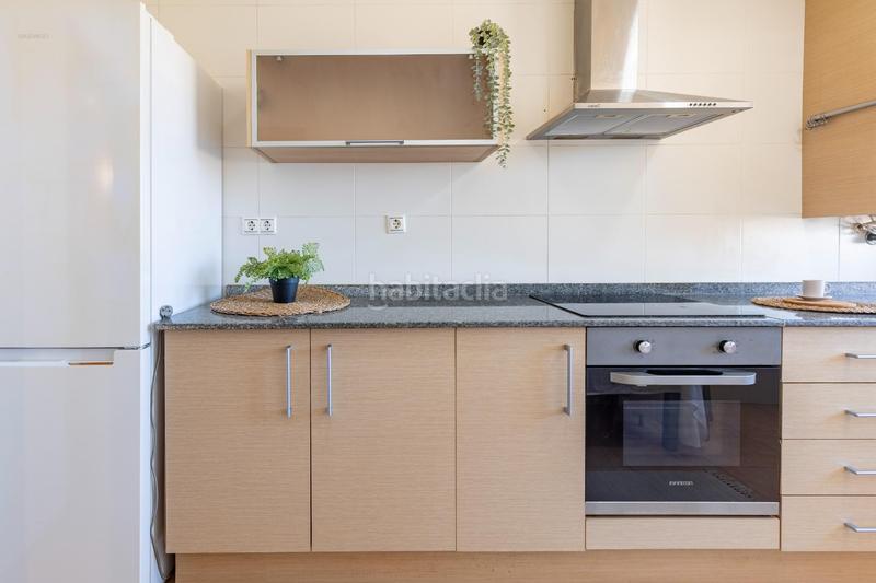 Foto 99ef5f76-ac48-47e8-b617-49aa518471f8. Pis amb calefacció aparcament a Plaza Xúquer Paiporta