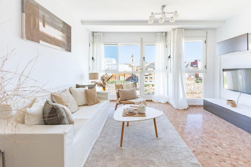 Foto b1ee4e1e-5e37-4a21-a51f-e55b9b01a421. Pis amb calefacció aparcament a Plaza Xúquer Paiporta