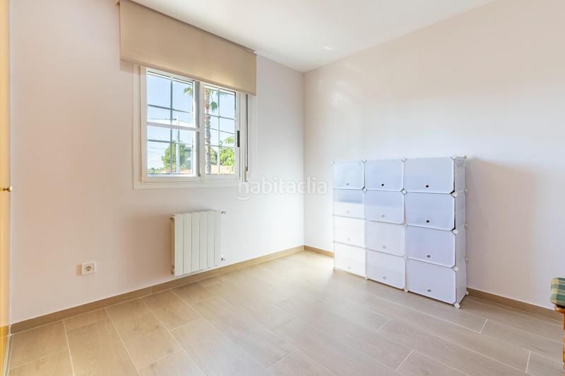 Foto 10cd8983-953f-4cfa-80c2-e1b9a042c015. Xalet amb calefacció piscina a Montesol Eliana (l´)