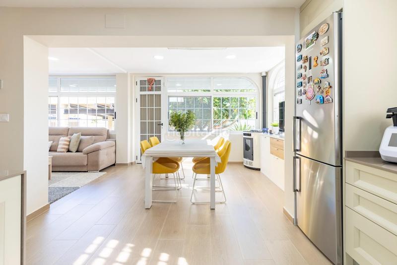 Foto 5fb9222c-54cc-402b-b8c7-f7bad0f2e3fb. Xalet amb calefacció piscina a Montesol Eliana (l´)