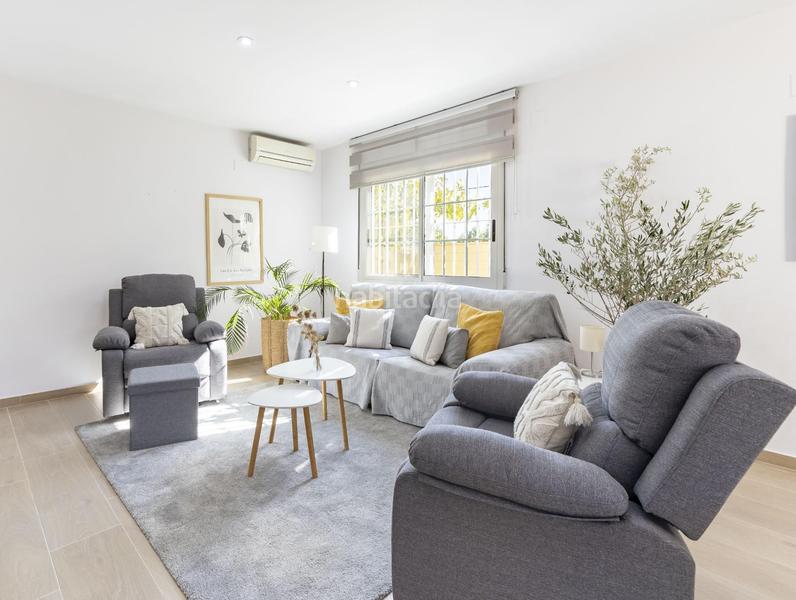 Foto 622b31ba-402d-43ae-b997-a723dc404c95. Xalet amb calefacció piscina a Montesol Eliana (l´)