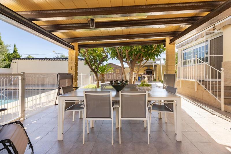 Foto 6f64c49a-54a7-4a3e-b695-be60f3da31f9. Xalet amb calefacció piscina a Montesol Eliana (l´)