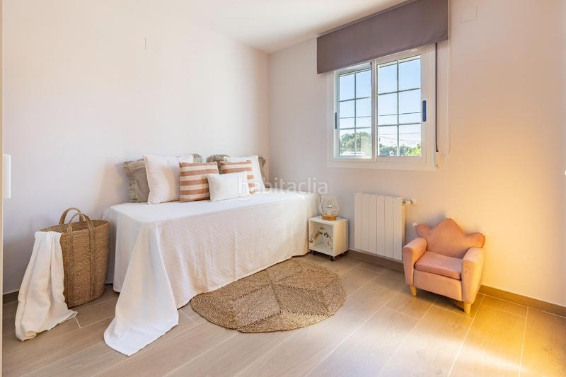 Foto b17d04ae-6ea0-4108-86c7-6b6fc6ce1d1e. Xalet amb calefacció piscina a Montesol Eliana (l´)