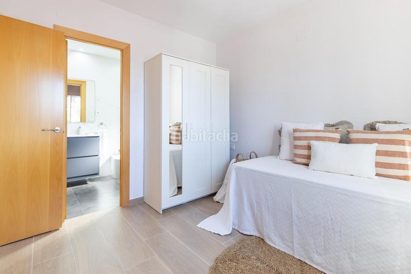 Foto b78382b4-7ee3-47d8-ae41-86e43ae8e152. Xalet amb calefacció piscina a Montesol Eliana (l´)