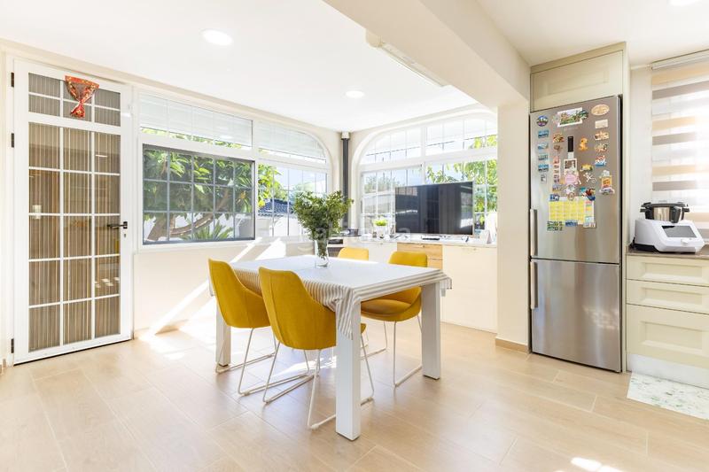 Foto ec39456e-9d54-4f4f-86f0-7790d0ca351b. Xalet amb calefacció piscina a Montesol Eliana (l´)