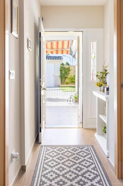 Foto eee46f40-1b95-45a5-9eae-41f10a9cc229. Xalet amb calefacció piscina a Montesol Eliana (l´)