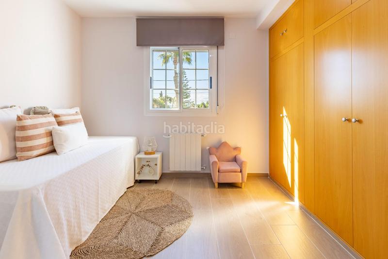 Foto f32de80c-0468-409c-a387-5c2e0ea349f1. Xalet amb calefacció piscina a Montesol Eliana (l´)