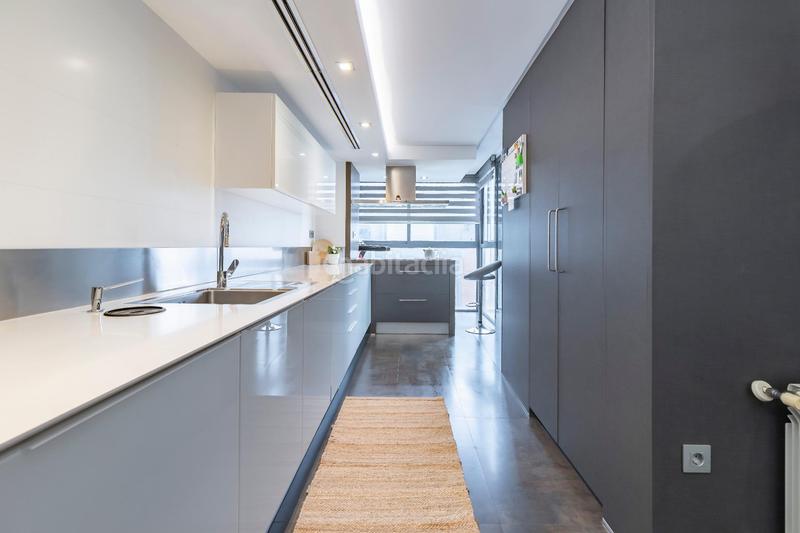 Foto 157cb8b7-f57b-44c8-a440-fd688a82e971. Àtic amb calefacció a Sant Llorenç - Zona Alfahuir Valencia