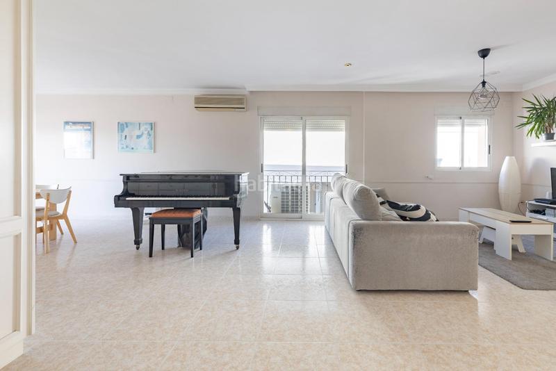 Foto c74465d6-5942-4f06-8fb1-445ee7d37d5a. Piso en Chilches