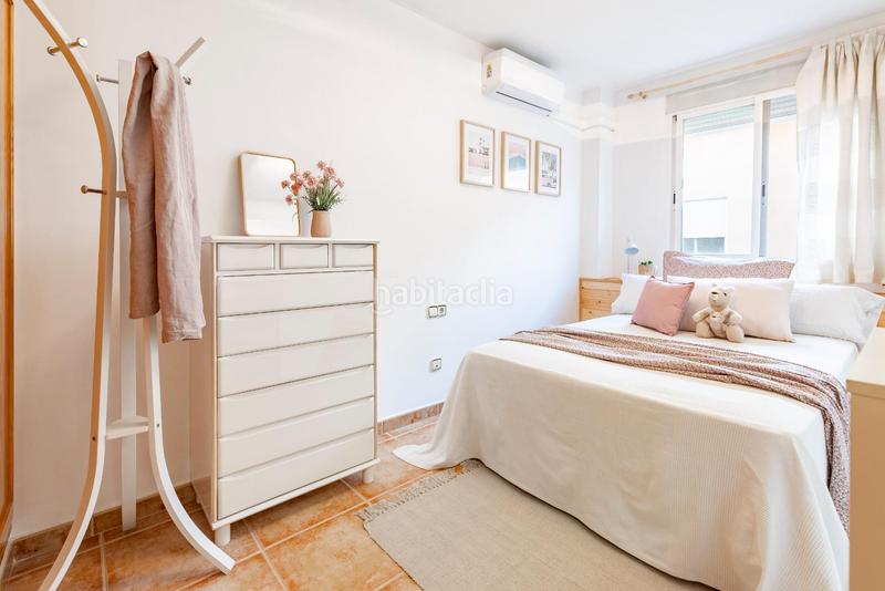 Foto 252242ff-075d-43fd-924f-1f9039fdd626. Casa adossada amb calefacció aparcament a San Antonio de Benagéber