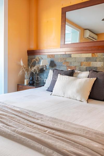 Foto 36578999-6bd3-4e45-bb01-d86b502bbea2. Casa adossada amb calefacció aparcament a San Antonio de Benagéber