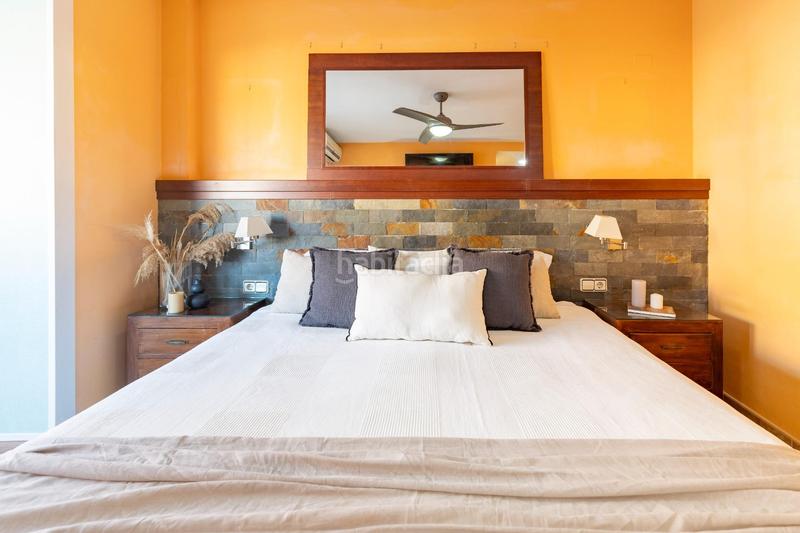 Foto 43711c70-5a45-4b8a-9ccd-f32f0c10859f. Casa adossada amb calefacció aparcament a San Antonio de Benagéber