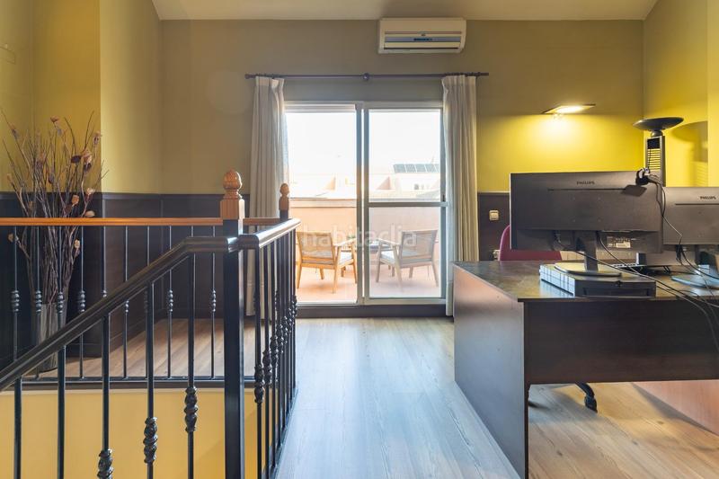 Foto 57e9252e-164c-47ca-9075-c90a52cf48a4. Casa adossada amb calefacció aparcament a San Antonio de Benagéber