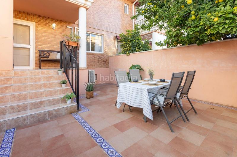 Foto acb6958c-231e-4e94-bbbe-0603e0018313. Casa adossada amb calefacció aparcament a San Antonio de Benagéber