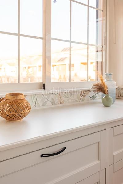 Foto ba178a41-b9d0-4652-883d-a756b608fe9a. Casa adossada amb calefacció aparcament a San Antonio de Benagéber