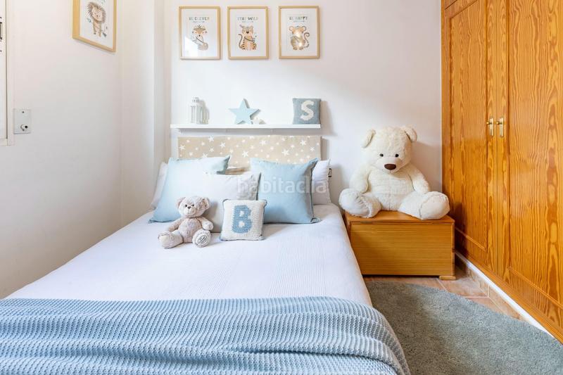 Foto ddb6c427-5dbc-419f-837c-847194780eaf. Casa adossada amb calefacció aparcament a San Antonio de Benagéber