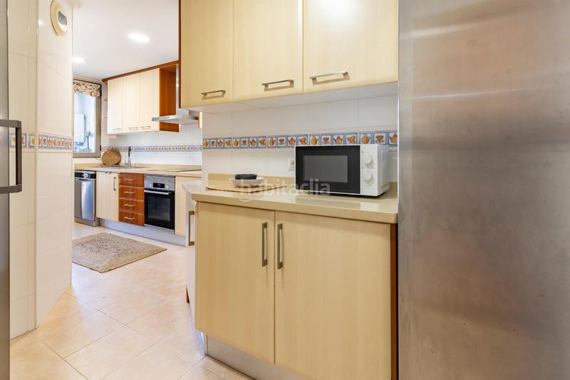 Foto d588adb2-8477-4490-b21b-7ea545466937. Appartement avec chauffage dans Torrefiel Valencia