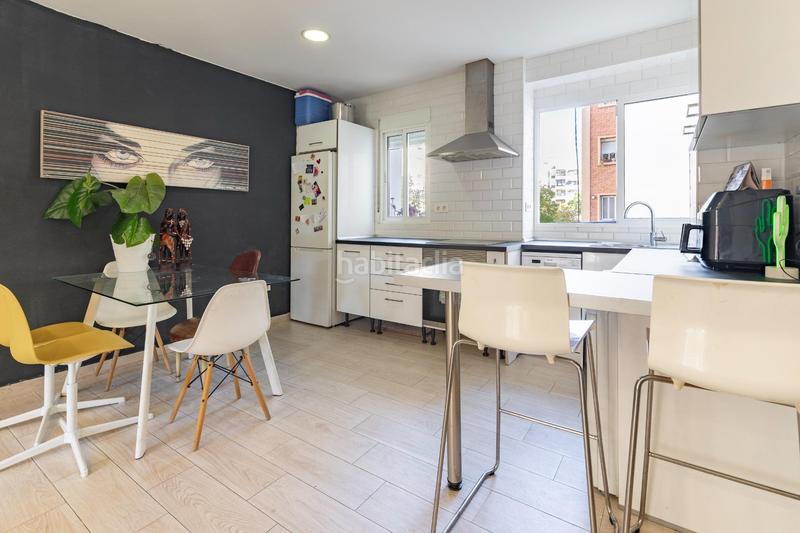 Foto dd9c6b8b-b459-4ad4-8e35-ddc955fe6ac9. Pis a La Llum Valencia