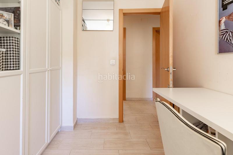 Foto f6666026-e1c1-4a65-bbab-2ff0f084c760. Pis a La Llum Valencia