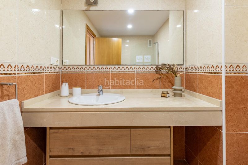 Foto 2bf70592-4c3f-4904-af04-817eec720db7. Pis amb aparcament piscina a Valterna Paterna