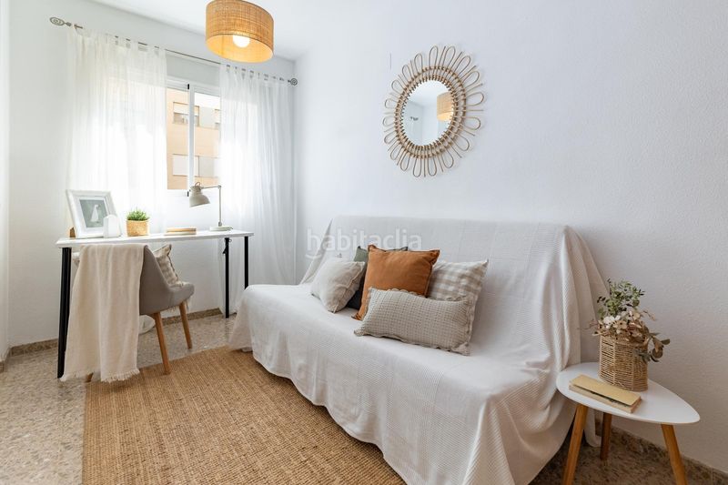 Foto a05ce3a5-6447-4dcc-b5be-a3784d33cfc2. Pis amb aparcament piscina a Valterna Paterna