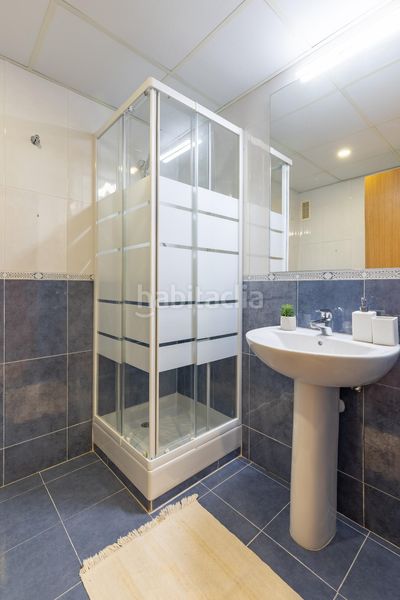 Foto cf2e4100-1dd9-465e-b8c4-80661b456d55. Pis amb aparcament piscina a Valterna Paterna