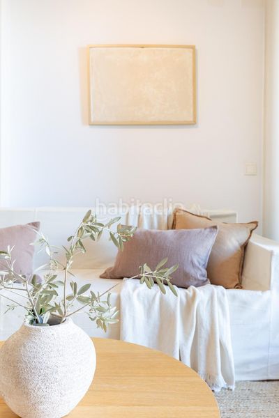 Foto f93cc0a7-6d7c-4d76-b32d-43d21683cf26. Pis amb aparcament piscina a Valterna Paterna