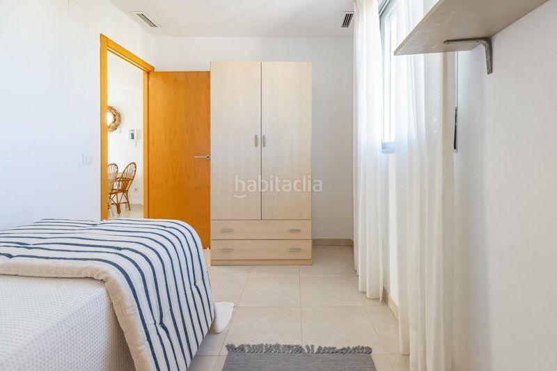 Foto 01512676-a825-44e7-8251-9b972284285a. Àtic amb aparcament piscina a Piles