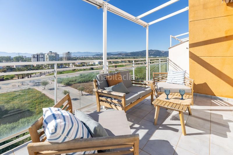 Foto 0b23ddf9-74f6-450c-940e-e71a818d0cef. Àtic amb aparcament piscina a Piles