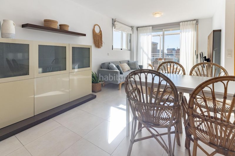 Foto 5f0d57d4-08aa-42e1-a0df-0149aff99582. Àtic amb aparcament piscina a Piles