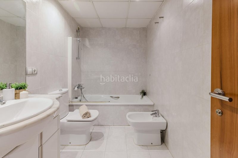 Foto 1ec99403-fb2d-4c64-afe1-34fd979ce5a9. Pis amb aparcament piscina a Valterna Paterna