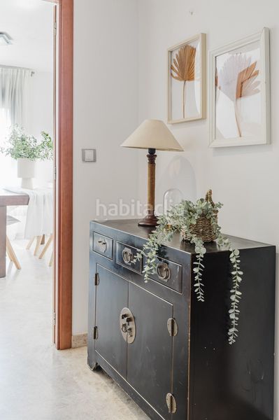 Foto ce2d88bf-2376-44d7-9cde-11c66445c5ef. Pis amb aparcament piscina a Valterna Paterna