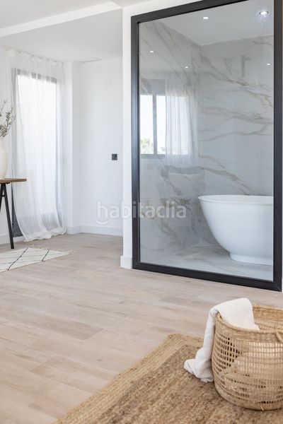 Foto 2834112a-b189-4b1e-9db5-79d5e34515b5. Piso amplio y moderno piso reformado junto al polideportivo en Sedaví