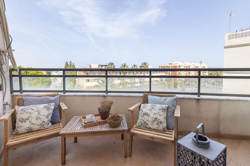 Foto 45dd2393-8824-47f4-bf22-9d03a489d0da. Piso amplio y moderno piso reformado junto al polideportivo en Sedaví