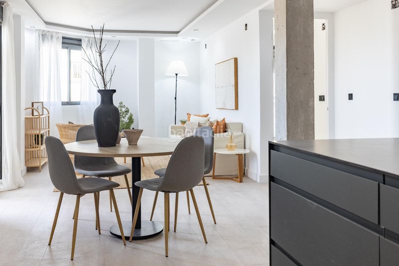 Foto 7202c849-a20a-44ef-9f57-bb1d83e22dee. Piso amplio y moderno piso reformado junto al polideportivo en Sedaví