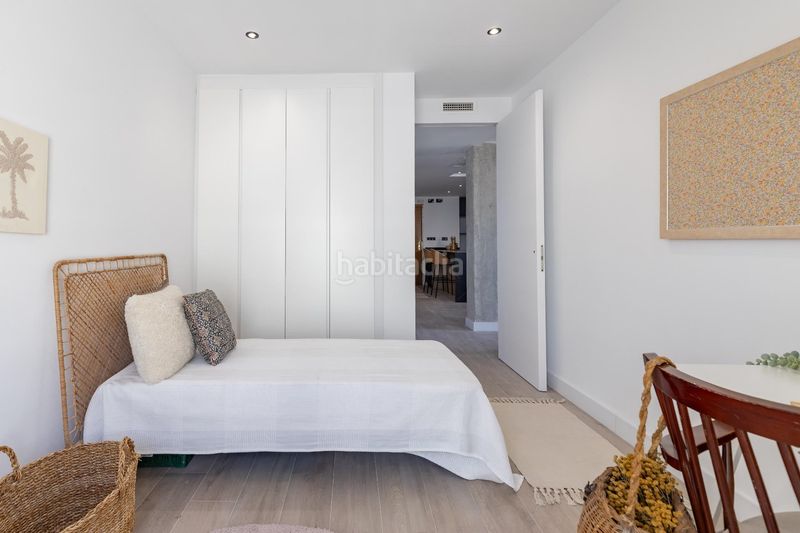 Foto 94b4fec7-cd27-4425-ae12-ed622624e750. Piso amplio y moderno piso reformado junto al polideportivo en Sedaví