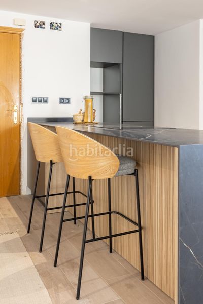 Foto bee19b40-2cde-4a5f-9d91-6c09e6ba646a. Piso amplio y moderno piso reformado junto al polideportivo en Sedaví