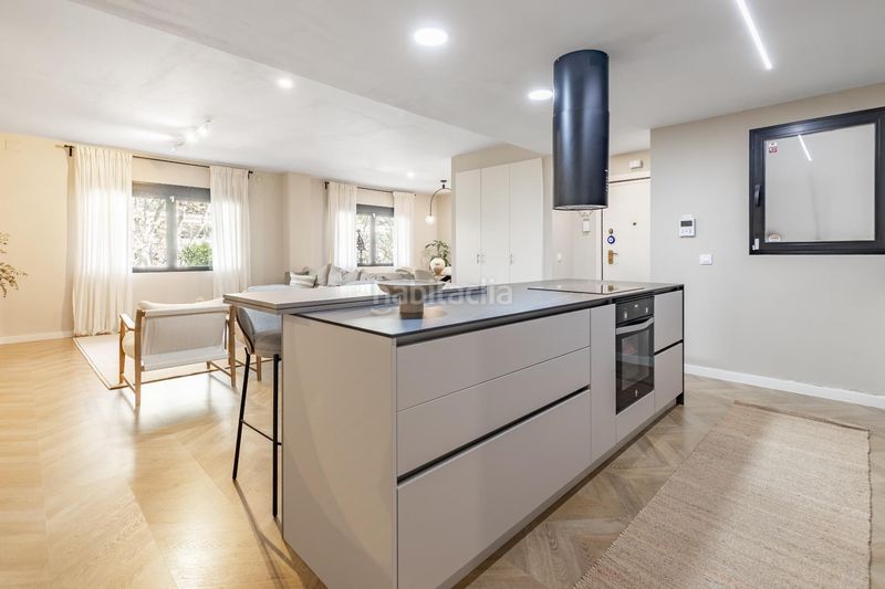 Foto 56023748-0605-439b-9e57-1f46e6cb86b1. Pis a La Petxina Valencia