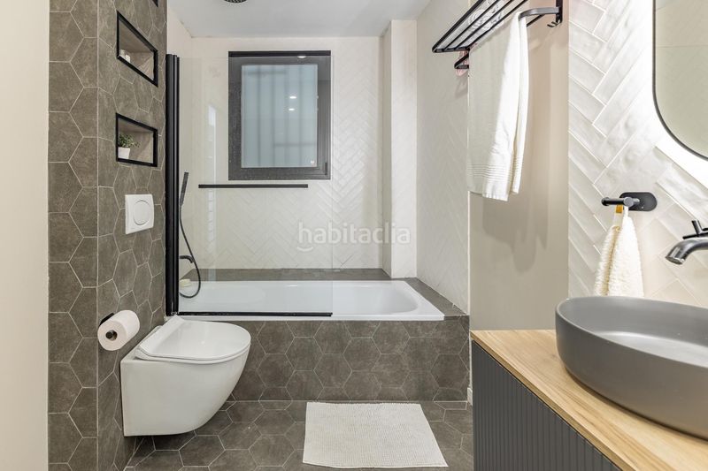 Foto bd18f8b2-6878-4852-a44e-dfdcf307e760. Pis a La Petxina Valencia