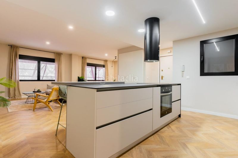 Foto dc2de018-fb60-4330-8498-57615f3b92d4. Pis a La Petxina Valencia