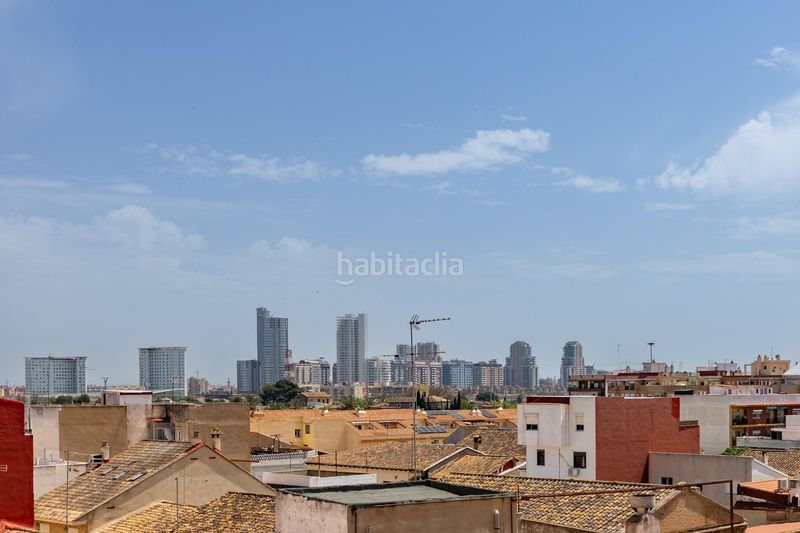 Foto d432c0ca-0245-471c-ae1d-bf211a3fbbb3. Pis a Benimàmet Valencia