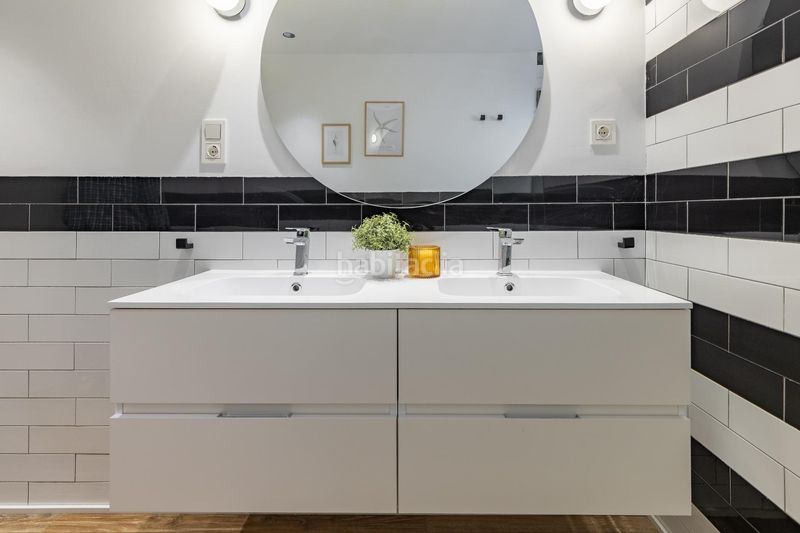 Foto 3f2f6014-e584-4876-ae0a-e0d43b670a59. Casa amb piscina a Centro Chiva