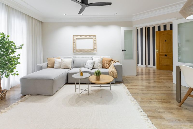 Foto 8a4f03e8-d6d9-49c5-bba8-16c038fa748c. Casa amb piscina a Centro Chiva