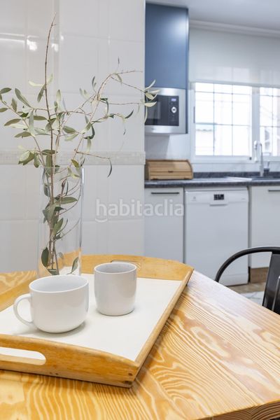 Foto 97dc8f21-11e2-48a8-8c77-bc8767aa9417. Casa amb piscina a Centro Chiva